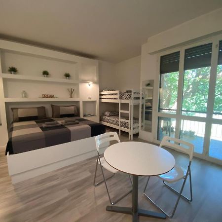 Bed&Breakfast Bbqueen Sandonato Policlinico San Donato Milanese Exterior photo