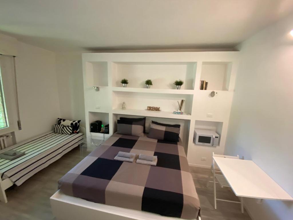 Bed&Breakfast Bbqueen Sandonato Policlinico San Donato Milanese Exterior photo