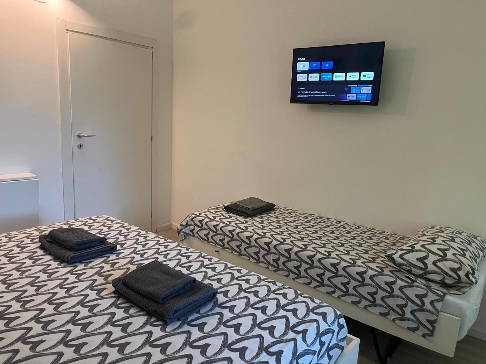 Bed&Breakfast Bbqueen Sandonato Policlinico San Donato Milanese Exterior photo