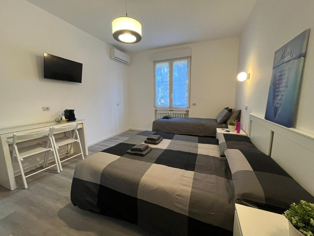 Bed&Breakfast Bbqueen Sandonato Policlinico San Donato Milanese Exterior photo