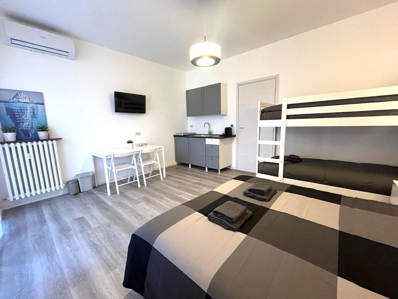 Bed&Breakfast Bbqueen Sandonato Policlinico San Donato Milanese Exterior photo