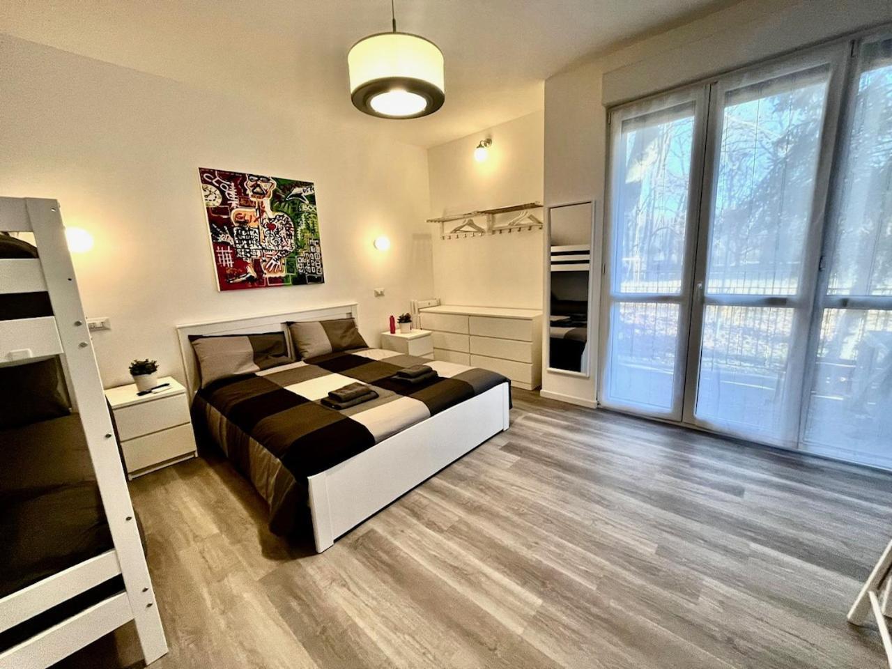 Bed&Breakfast Bbqueen Sandonato Policlinico San Donato Milanese Exterior photo