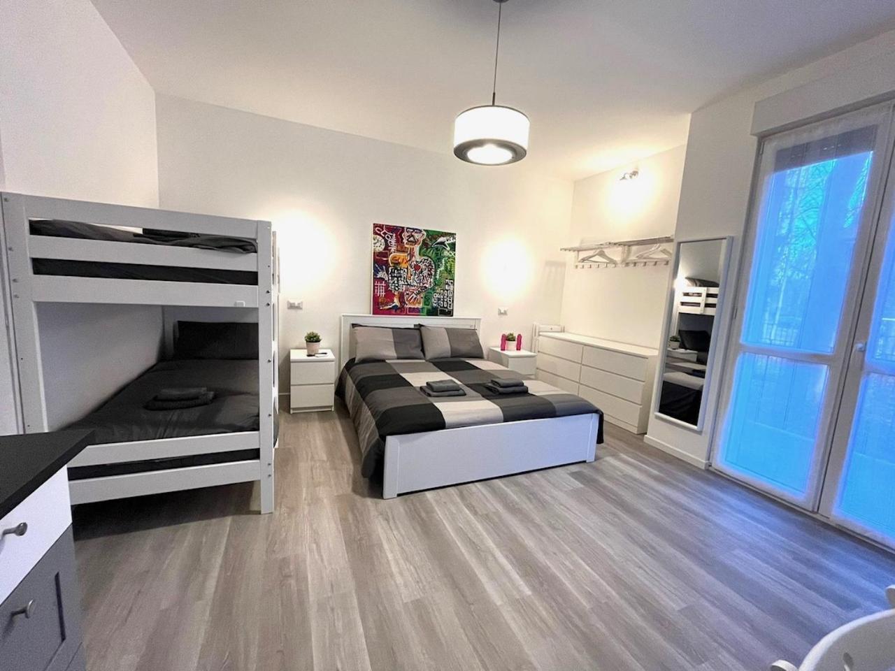 Bed&Breakfast Bbqueen Sandonato Policlinico San Donato Milanese Exterior photo