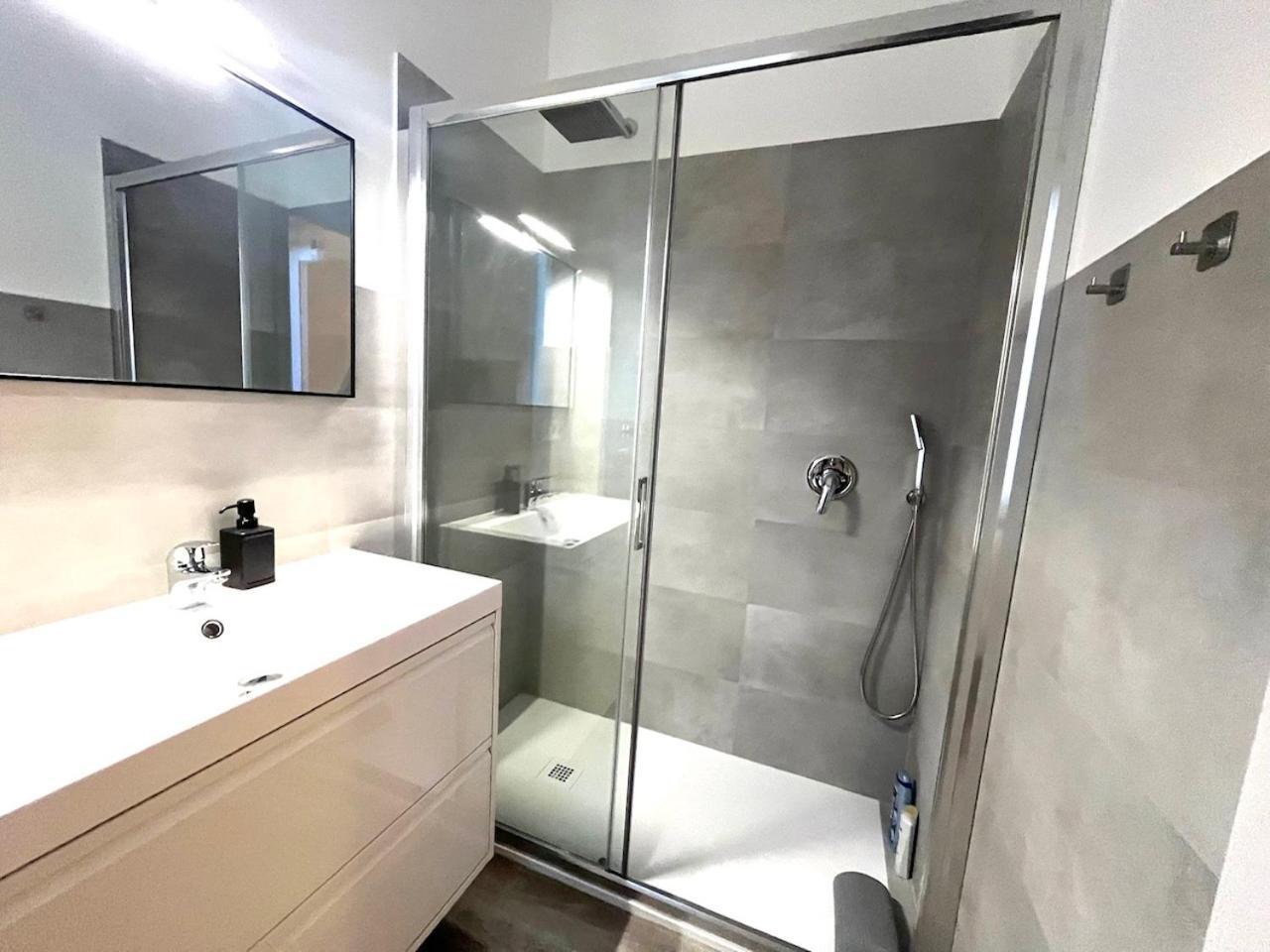 Bed&Breakfast Bbqueen Sandonato Policlinico San Donato Milanese Exterior photo